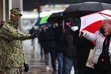 El Pentágono aprueba el despliegue de 1.000 soldados en servicio activo para ayudar en distribución de la vacuna COVID