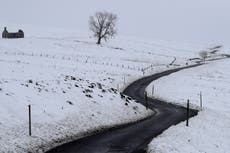 Reino Unido se prepara para los fuertes vientos y nevadas que dejará la Tormenta Darcy