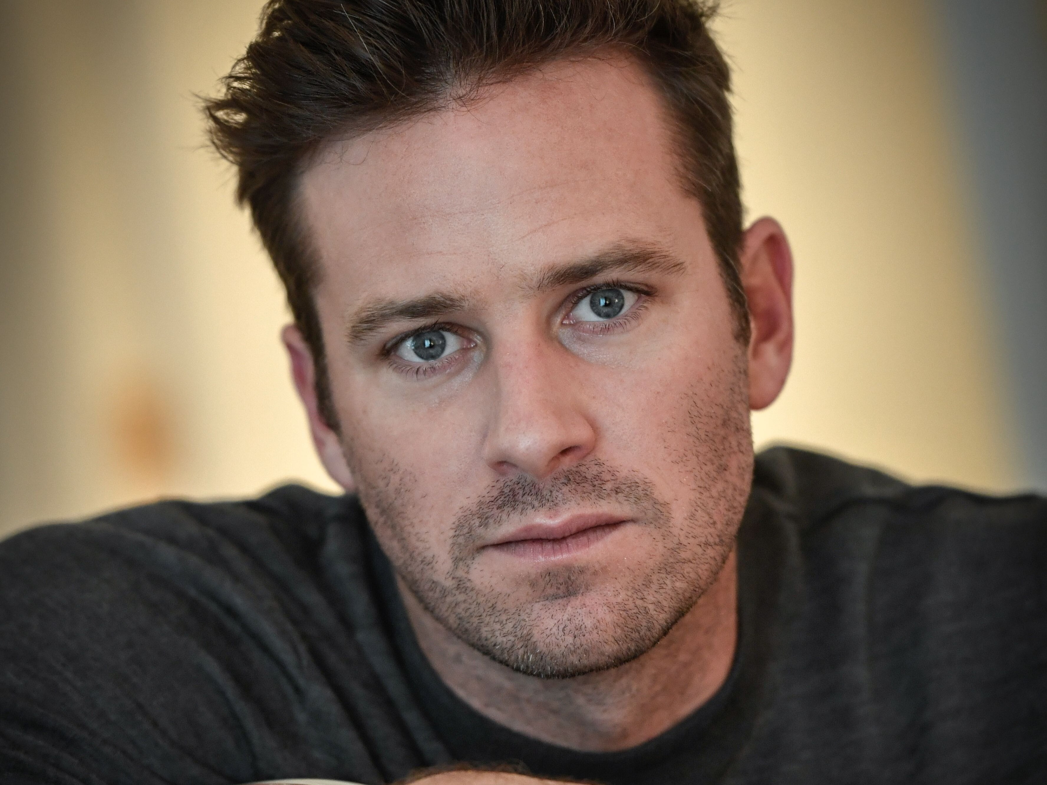 ‘The House of Hammer’ exhibe las prácticas violentas y caníbales de Armie Hammer 