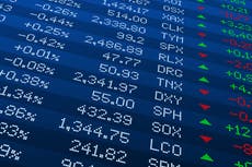 Padres de un inversionista aficionado que se suicidó por enormes pérdidas demandan a Robinhood