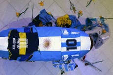 Fiscales amplían lista de sospechosos en la muerte de Diego Maradona