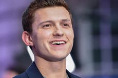 Tom Holland dice que está preocupado por la “pobre chica” con la que “romperá” en el futuro