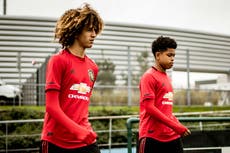 Premier League: Manchester United asciende a los jóvenes Shola Shoretire y Hannibal Mejbri al entrenamiento del primer equipo