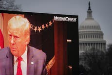 Abogados de Trump presentan videos editados de los demócratas para defender al expresidente en el juicio político