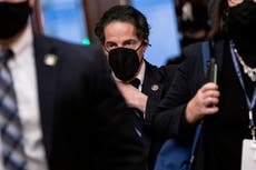 Senadores reculan y no permitirán testigos en el juicio político contra Trump