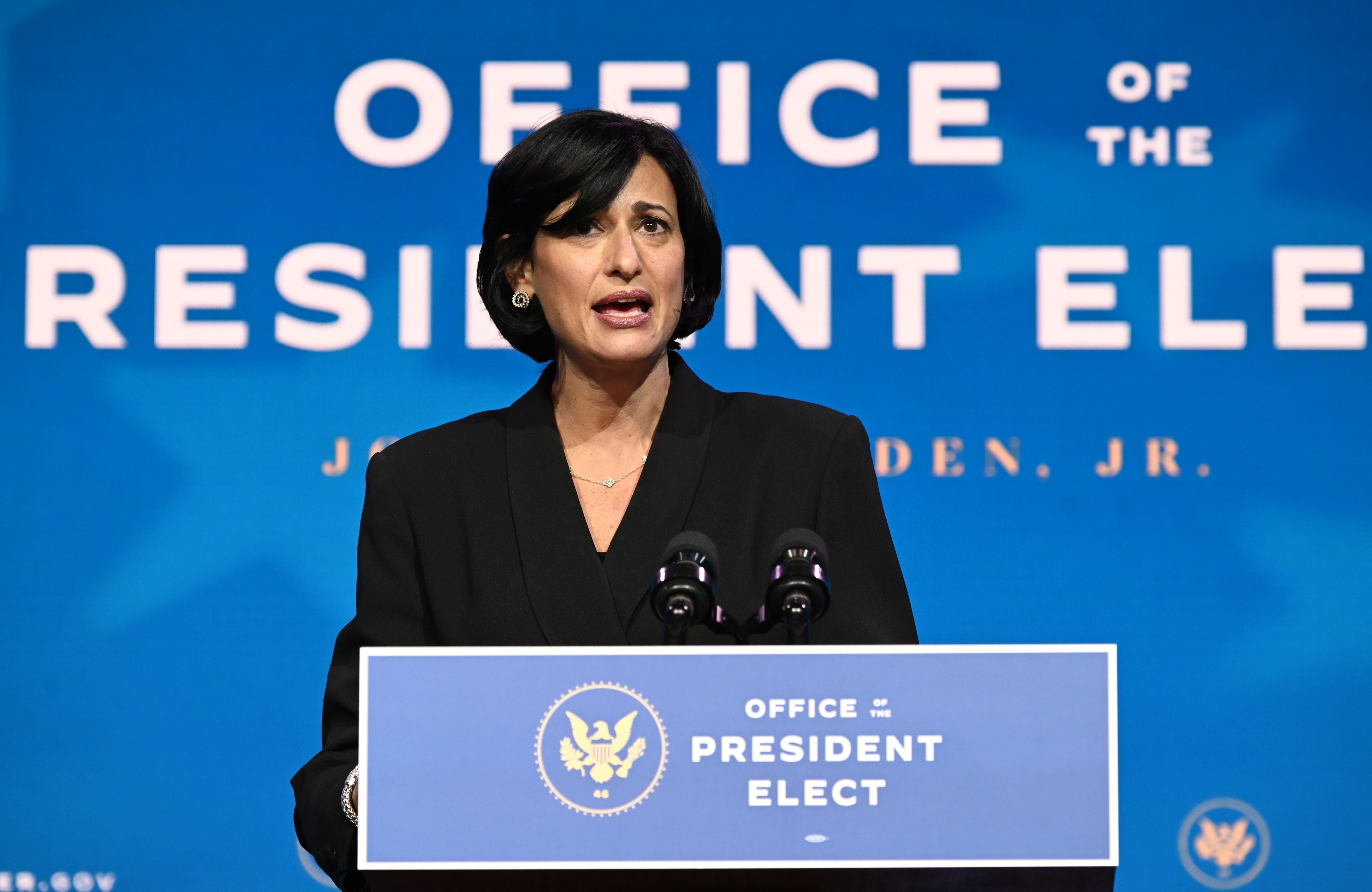 Las escuelas necesitan más recursos para reabrir de manera segura en medio de una pandemia, afirma CDC