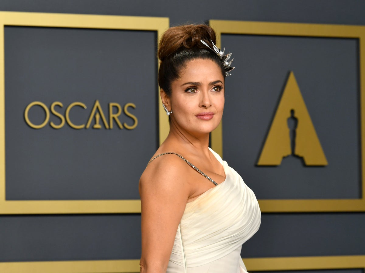 Salma Hayek detalla su traumática experiencia al filmar la escena de sexo  en “Desperado” | Independent Español