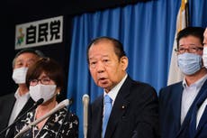 Partido gobernante de Japón invita a las mujeres a “mirar, no hablar” en las reuniones