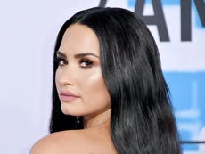 Demi Lovato revela que estaba “a minutos de la muerte” tras la sobredosis que sufrió en 2018
