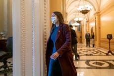 AOC recauda 2 MDD para ayuda en Texas mientras viaja al estado para distribuir suministros