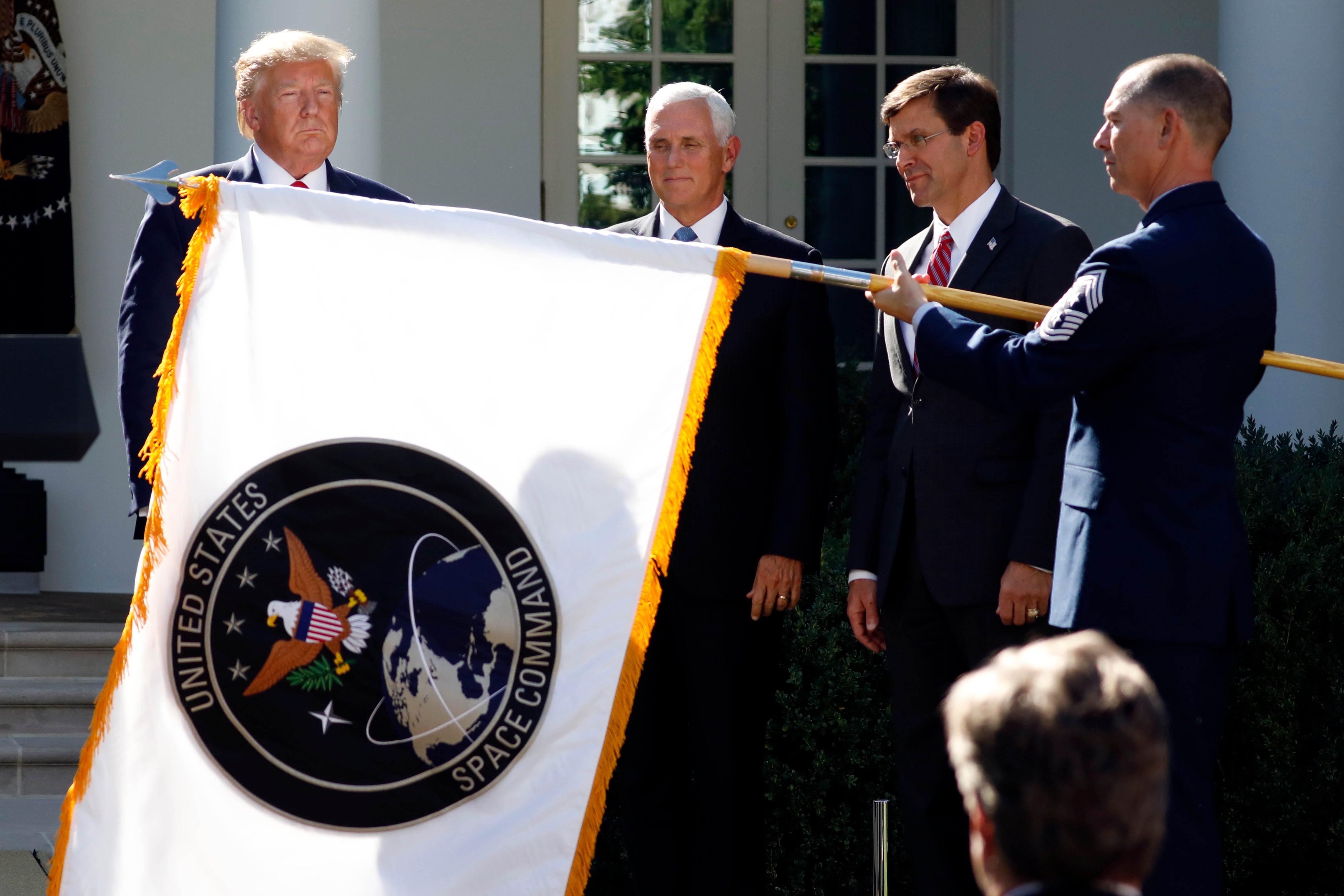 Inspector general de Defensa analiza la reubicación del comando espacial de Trump