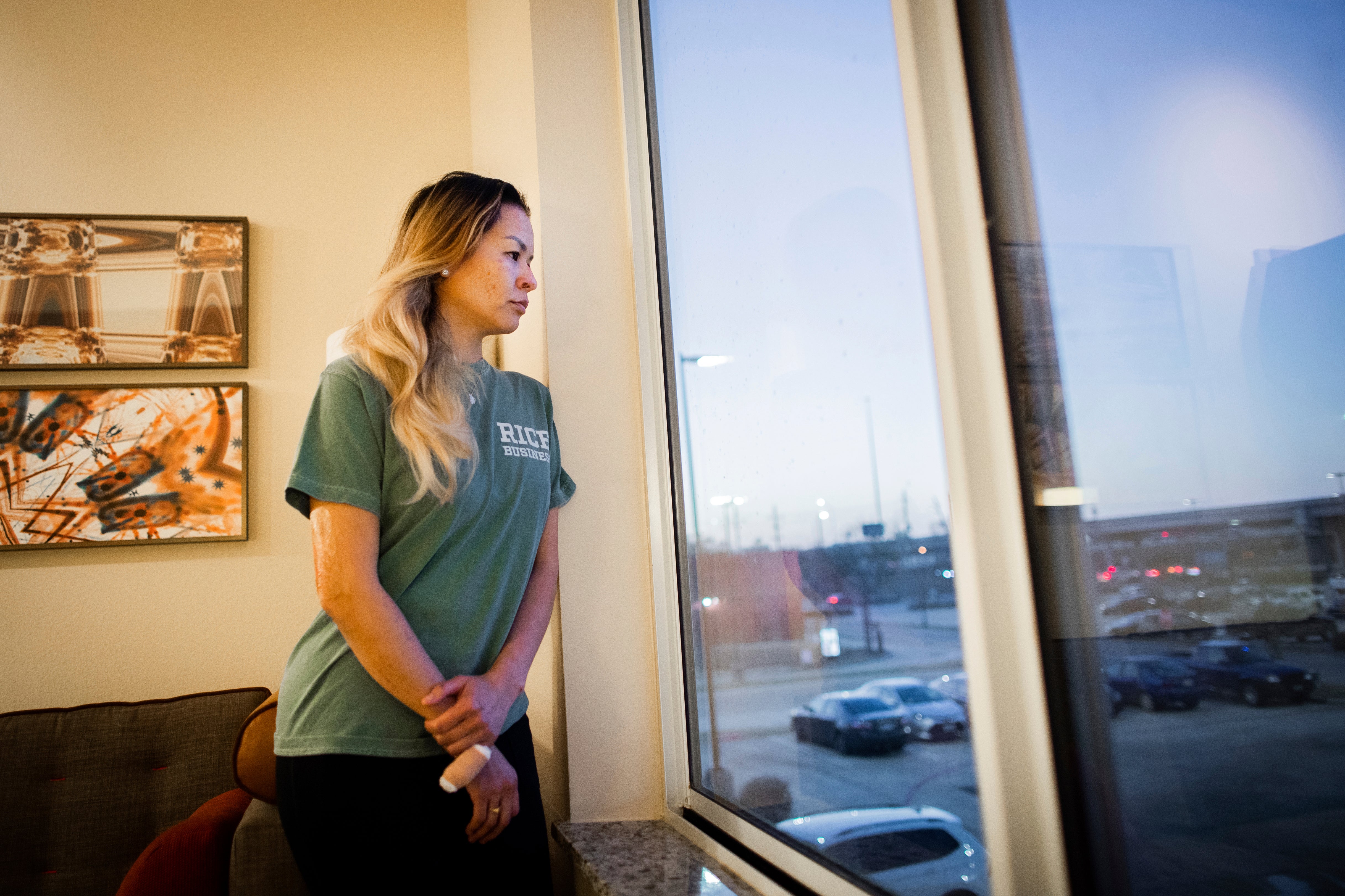 “Grité sus nombres”: Madre describe la pérdida de tres hijos en un incendio durante el congelamiento de Texas