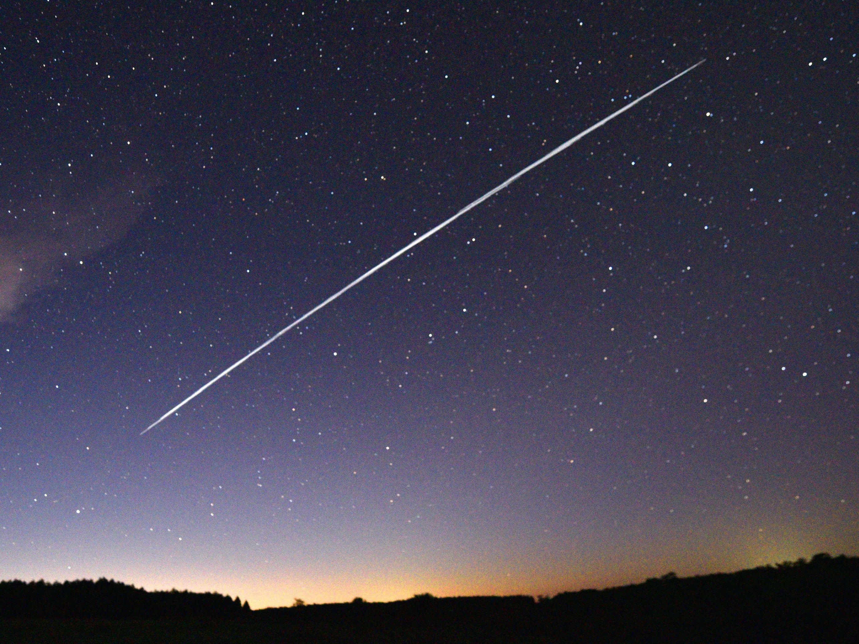 La velocidad de “Starlink” se duplicará este año ya que se planean docenas de lanzamientos más, dice Elon Musk