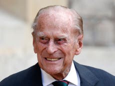 El príncipe Felipe permanecerá en el hospital y tiene una infección, dice el Palacio de Buckingham