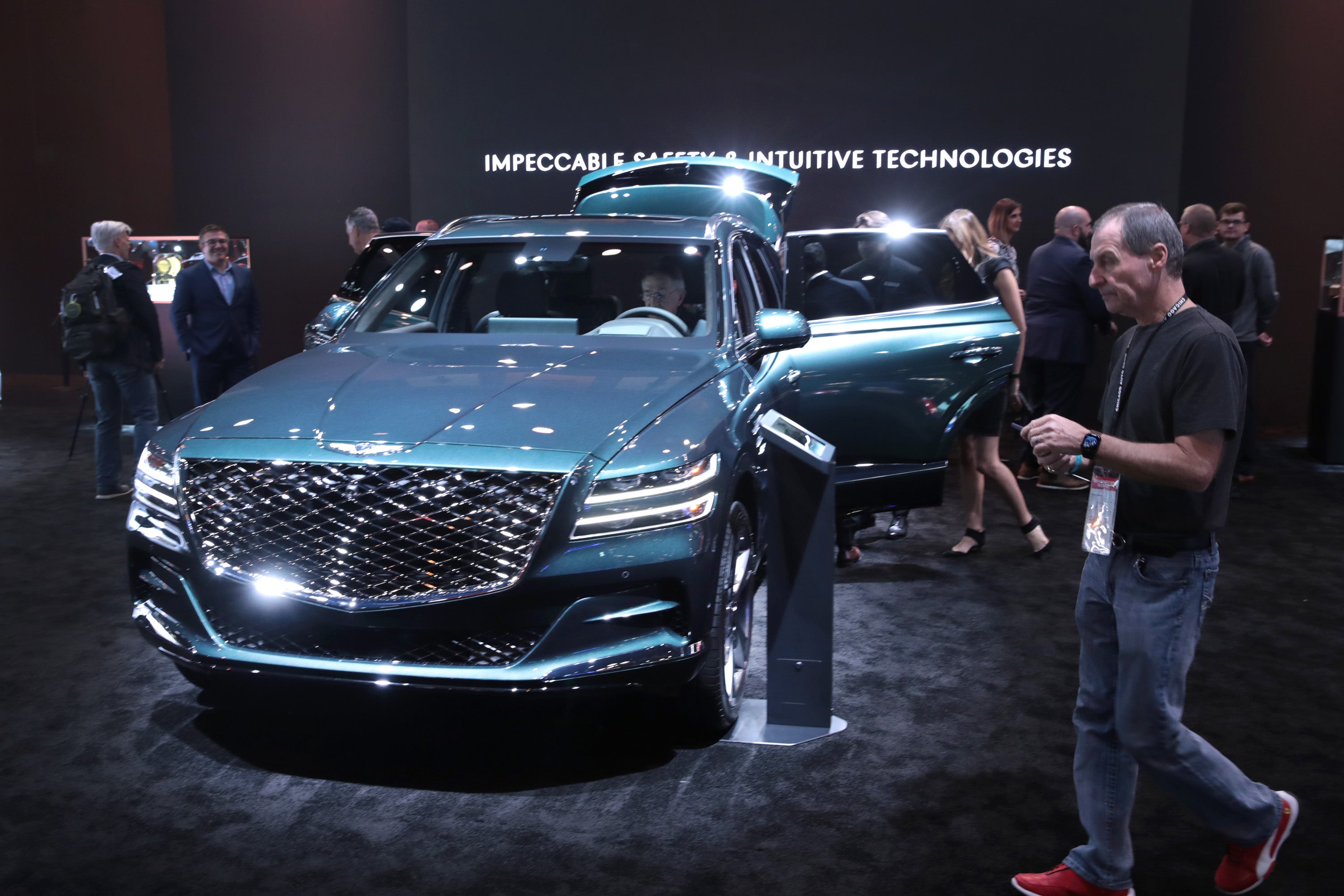 Tiger Woods conducía un SUV de lujo de $50,000 al momento del accidente