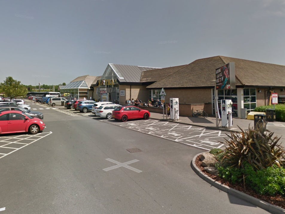 18 personas rescatadas de un camión frigorífico en Cambridgeshire