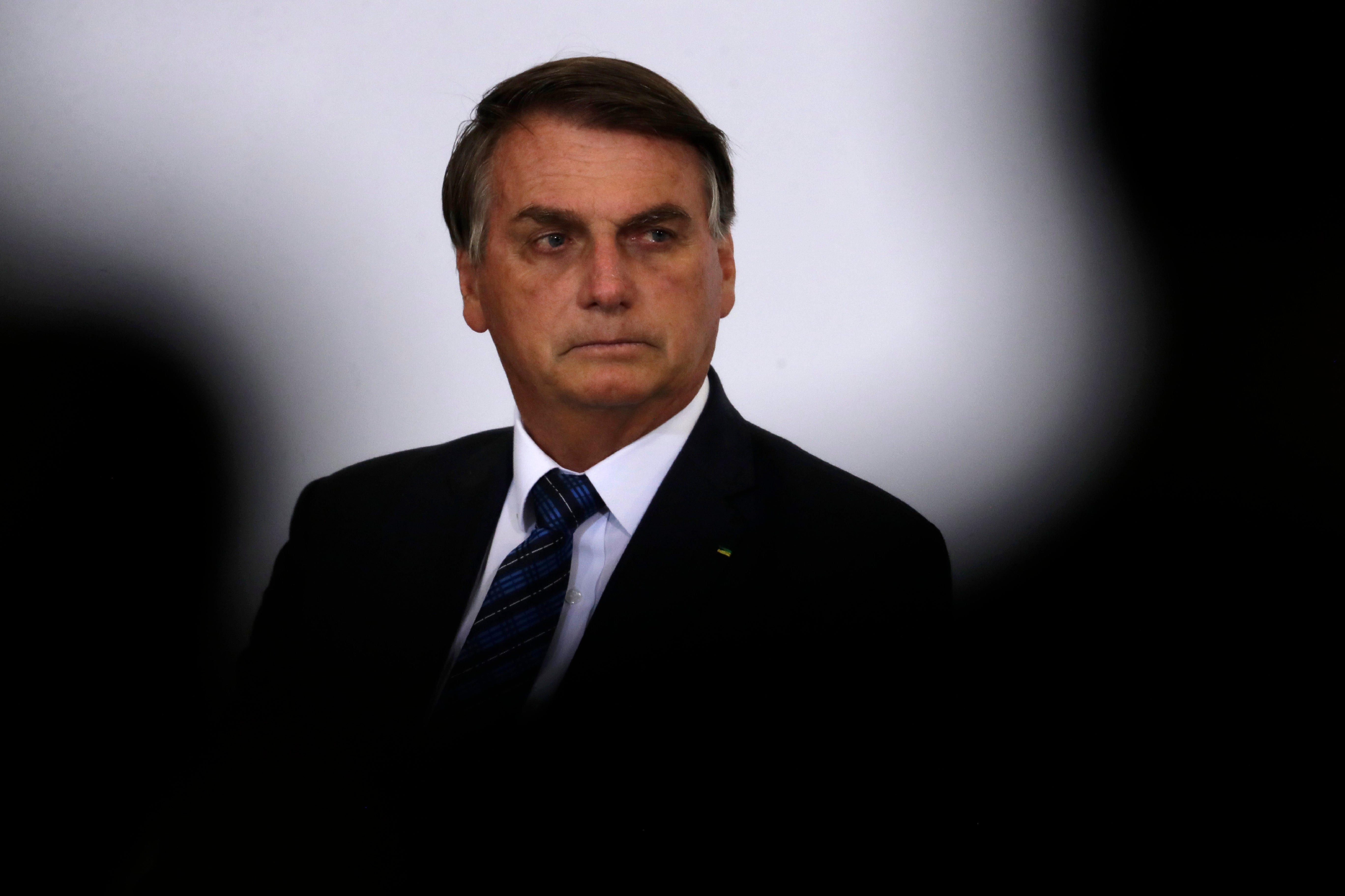 Brasil: Jair Bolsonaro deberá pagar 3.500 dólares a una periodista por comentario sexista