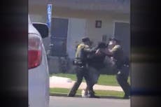 Policía de California graba momento en que un hombre muere a tiros tras cruzar la calle imprudentemente