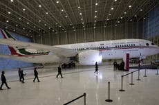 La oferta de México para vender el avión presidencial se extiende al tercer año