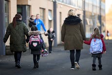 Realizarán de manera gratuita pruebas rápidas de coronavirus a niños en edad escolar en Inglaterra