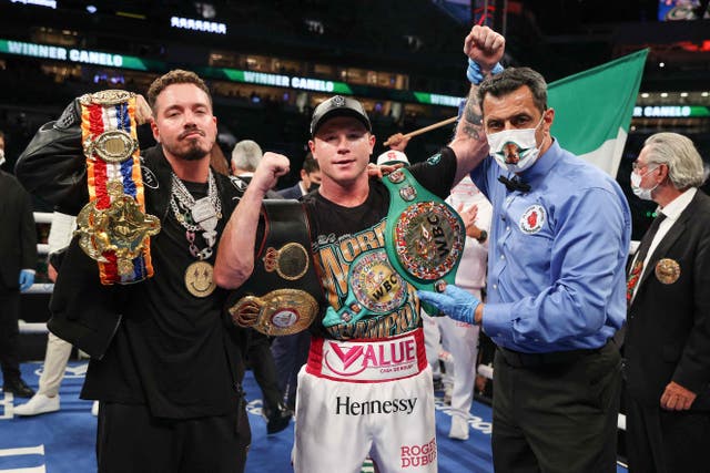 <p>Los críticos del Canelo han señalado las decisiones que han beneficiado sobre el ring al boxeador mexicano durante su carrera</p>