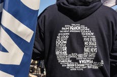 Creyentes de QAnon piensan que Joe Biden es un robot con una boca defectuosa