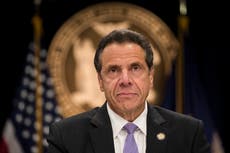 Andrew Cuomo manoseó y acosó repetidamente a exasistente, dice sexta acusadora