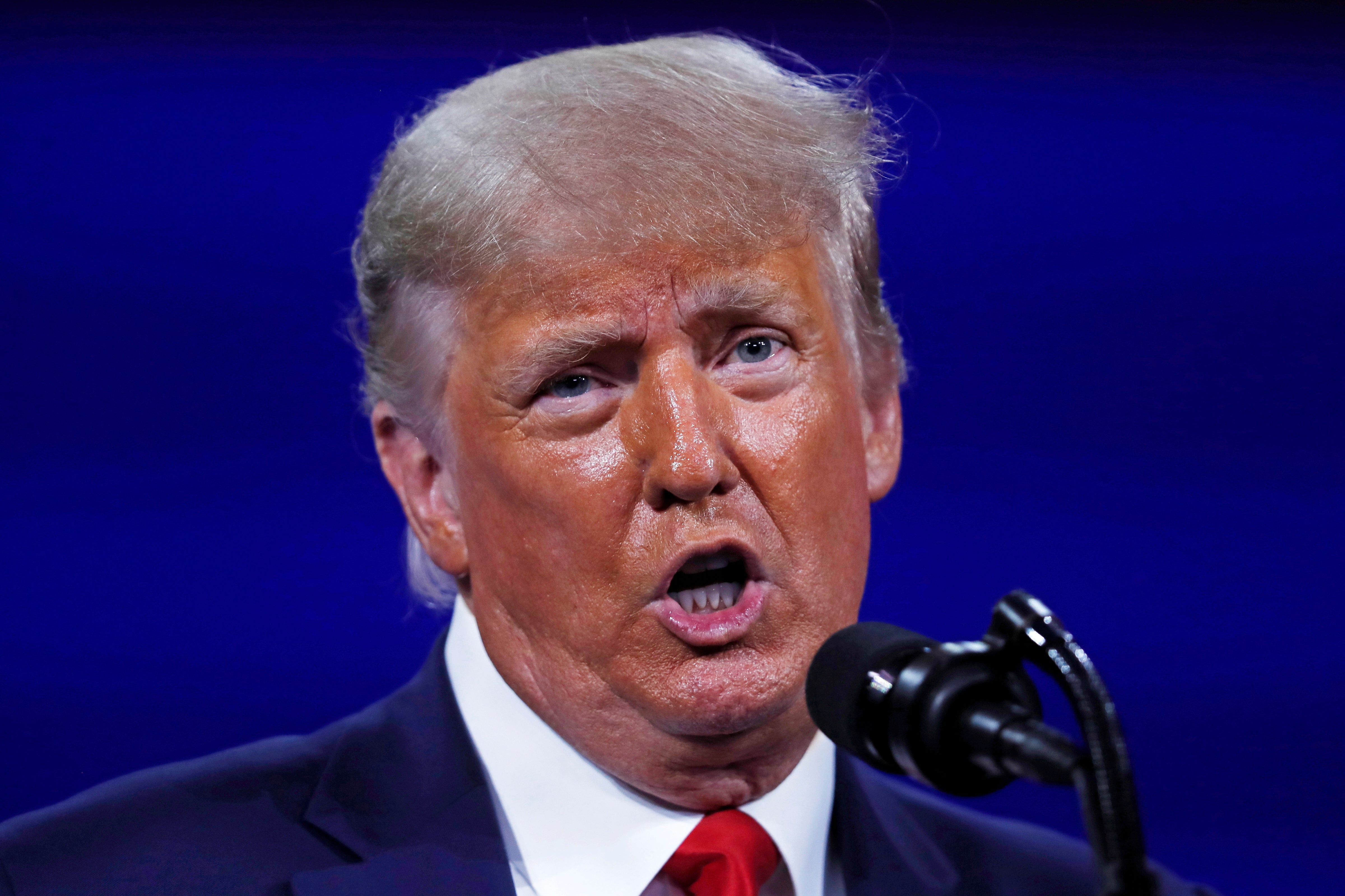 “Completamente loco”: la decisión de Trump de vacunarse en secreto es criticada por un médico de CNN