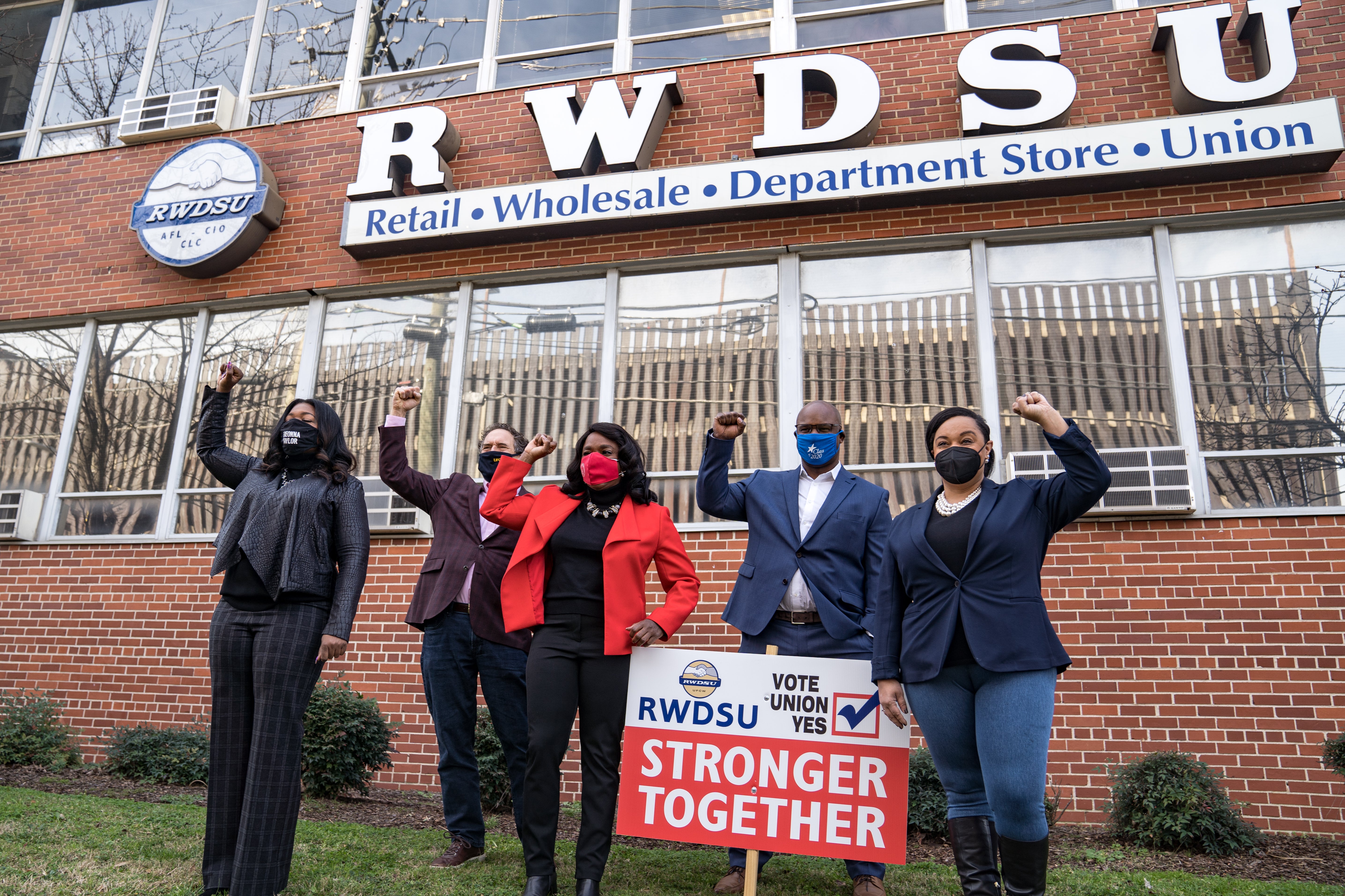 Delegación demócrata de la Cámara de Representantes impulsa campaña sindical en Amazon de Alabama