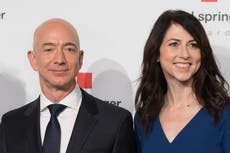 La ex esposa de Jeff Bezos se casa con un profesor de ciencias de Seattle que según el jefe de Amazon “es un gran tipo”