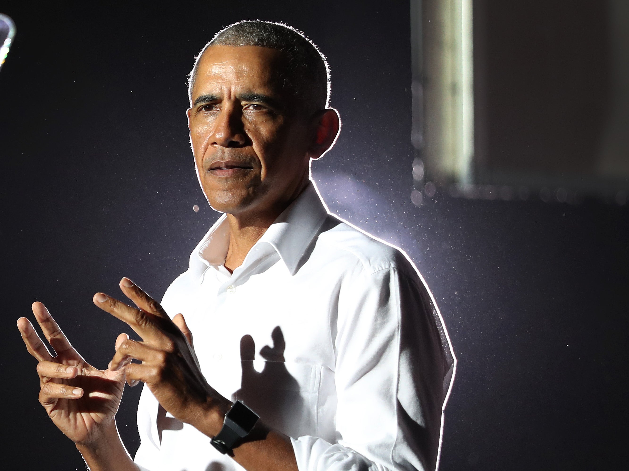 Obama dijo que Pete Buttigieg no podía ganar la nominación demócrata porque es gay, afirma un libro