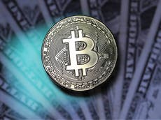 El precio de Bitcoin se dispara casi un 10%, empujando la capitalización de mercado por encima de $1 billón