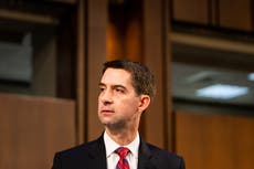 Tom Cotton asegura que los cheques de ayuda a prisioneros son una “loca idea demócrata”