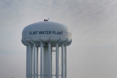 Juez ordena pago de $626 millones para resolver escándalo de agua en Flint, Michigan