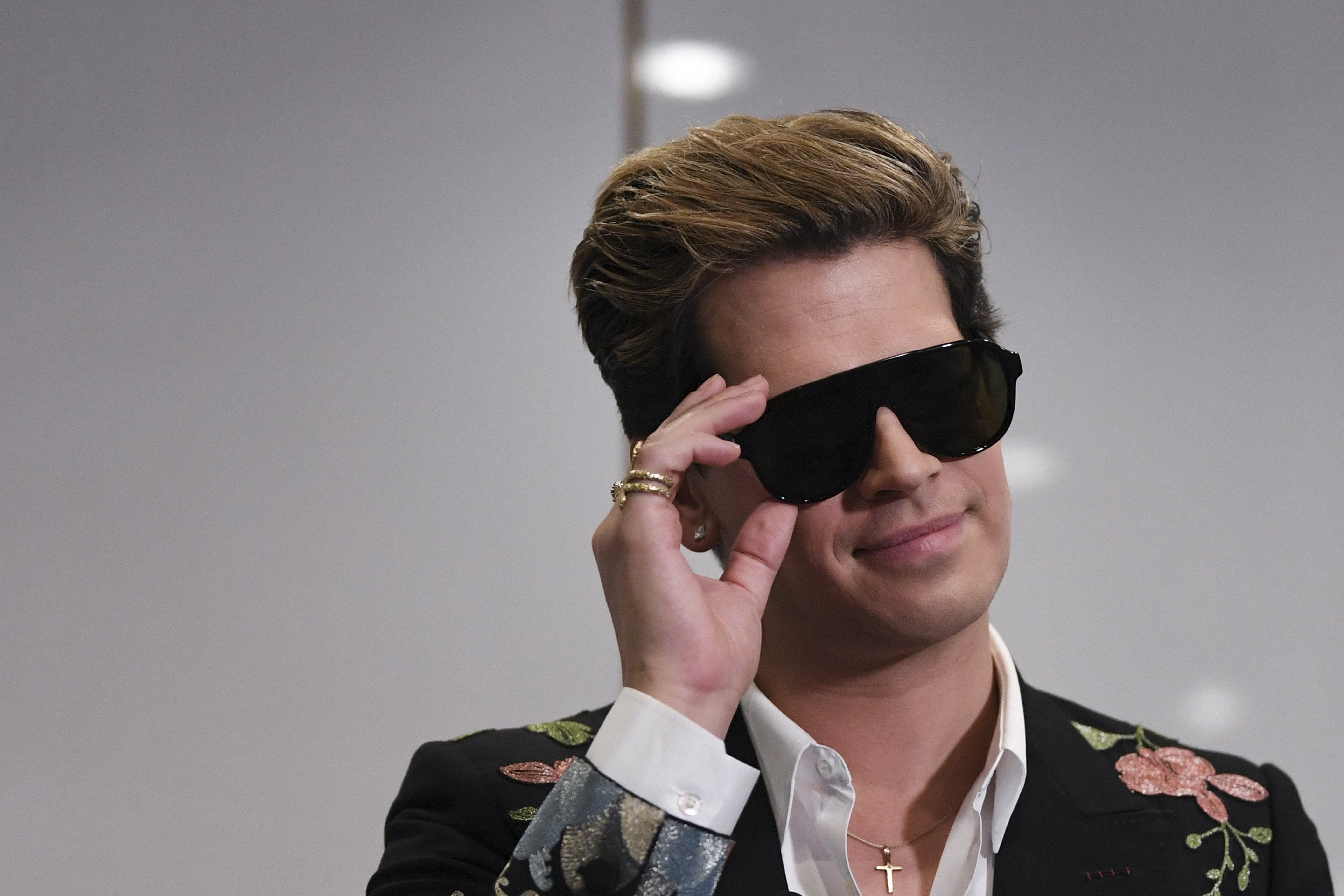 Milo Yiannopoulos se declara ex-gay y dice ha “degradado” a su marido a ser un compañero de casa 