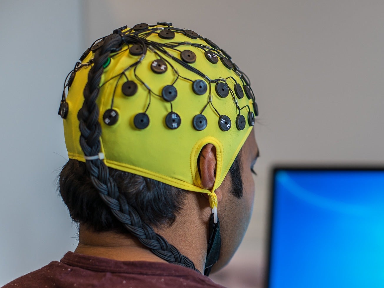 La inteligencia artificial que lee tu mente y “dibuja” a la persona que más te podría atraer