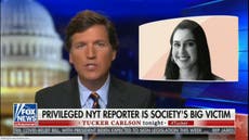 Tucker Carlson es acusado de acosar a una reportera