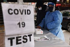 Biden lanzará un plan de pruebas de coronavirus de $650 millones en escuelas y otros entornos grupales