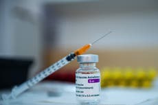 La OMS dice que no hay registro de que la vacuna AstraZeneca esté relacionada con los coágulos de sangre