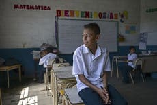 El Salvador anuncia regreso a clases presenciales a partir de abril