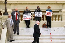 Coca Cola y Home Depot se oponen a restricciones de voto en su estado natal Georgia