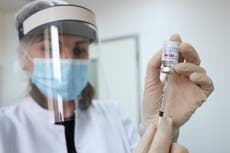 COVID: ¿Qué países han detenido la vacunación con las dosis de AstraZeneca?