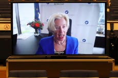 Vacuna AstraZeneca “sin indicios” que la vinculen a coágulos de sangre reportados, dice regulador europeo