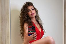 Thalía envía poderoso mensaje con impactante foto: “La mujer lo es todo en un solo cuerpo”
