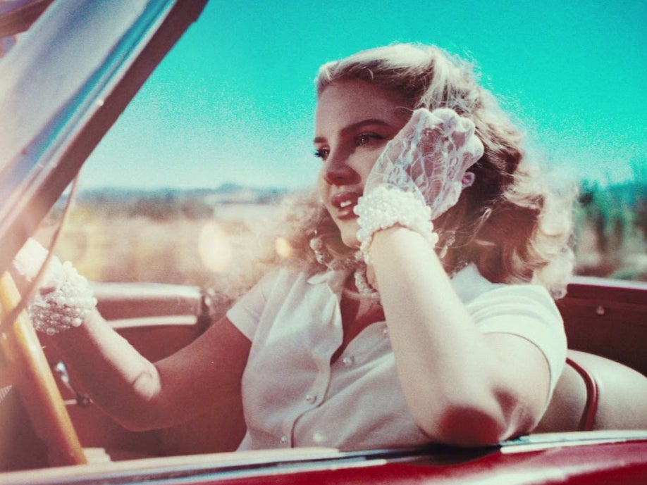 Reseña del nuevo material discográfico de Lana Del Rey, Chemtrails over the Country Club