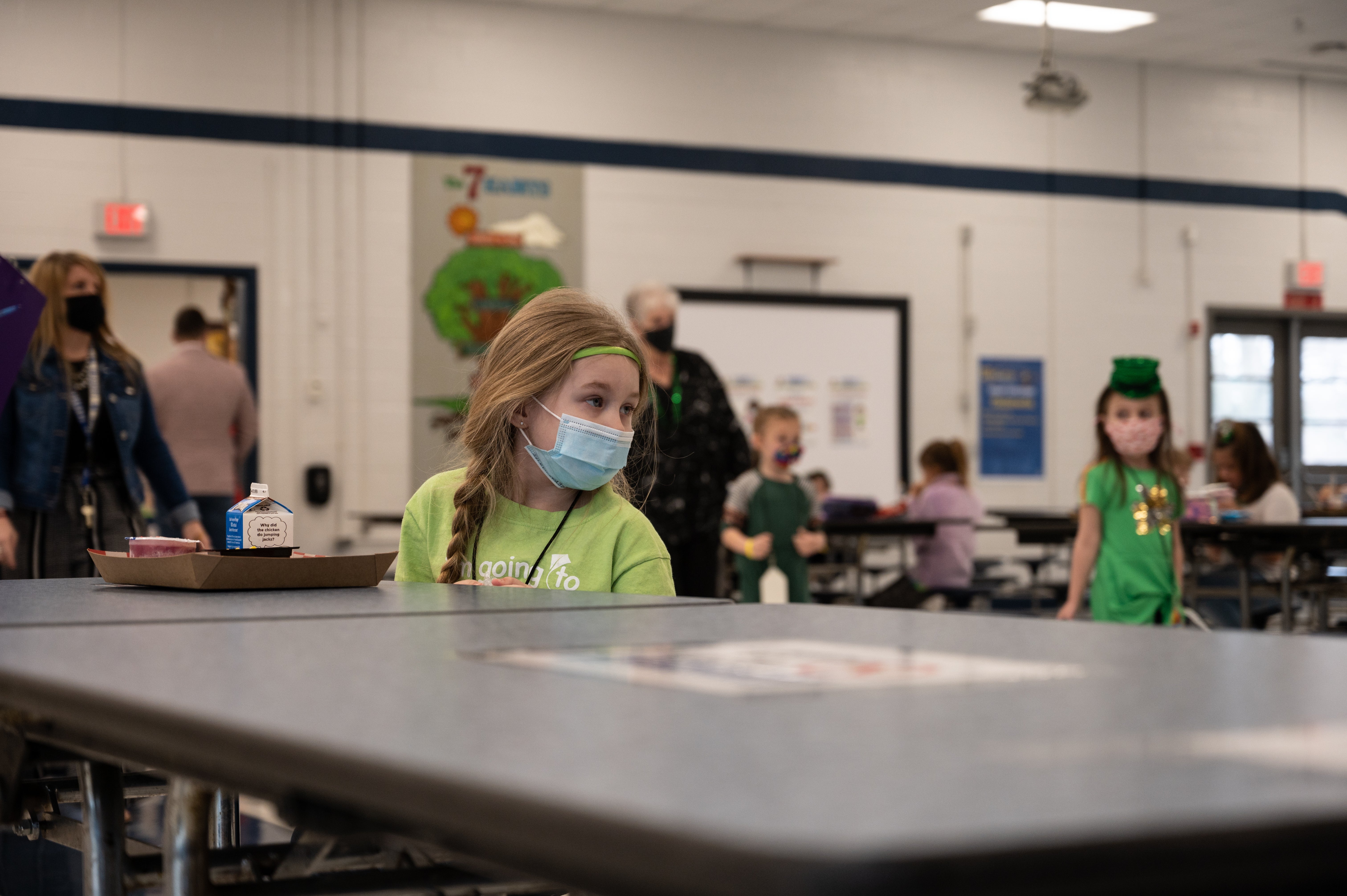 Dr. Fauci advierte que niños podrían recibir la vacuna COVID-19 para alcanzar la inmunidad colectiva