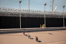 Administración de Biden desata críticas por restringir el acceso a periodistas a las instalaciones fronterizas