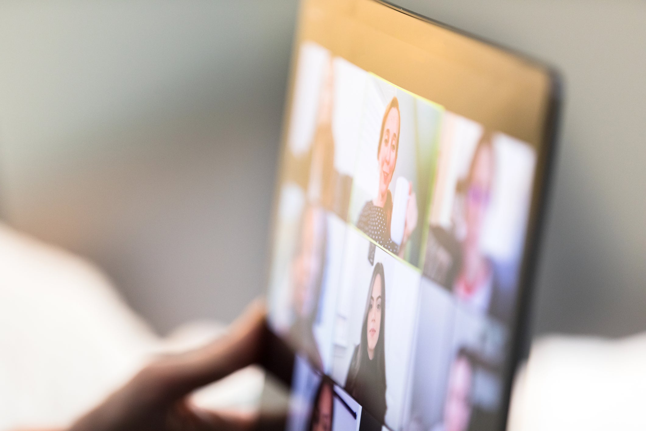 Zoom aumentó las ganancias en un 4000 por ciento durante la pandemia, pero no pagó impuestos sobre la renta