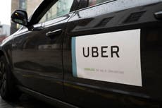 Conductor de Uber es acusado de secuestro después de “atrapar” a una mujer en el coche