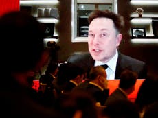 Elon Musk anuncia que ahora la gente puede comprar sus autos en Tesla con Bitcoin